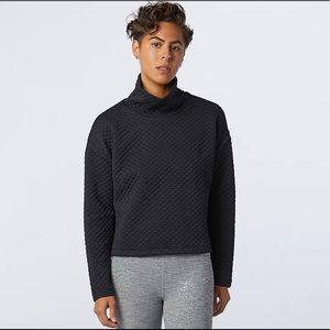 New Balance Heatloft Funnel Top
